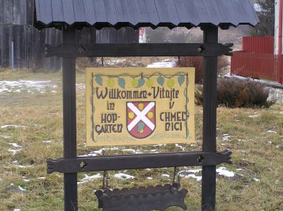 Välkommen till Chmel'nica/Hopgarten.